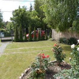 Part Közeli Vendégház Zamárdi - Medence/kert