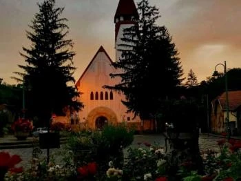 Havas Boldogasszony templom Zebegény