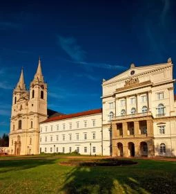 Ciszterci Látogatóközpont