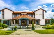 Forest Hills Hotel & Golf Zirc