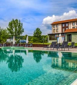 Forest Hills Hotel & Golf