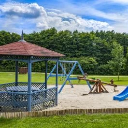 Forest Hills Hotel & Golf Zirc - 