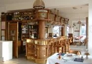 Margaréta Étterem & Panzió Zomba